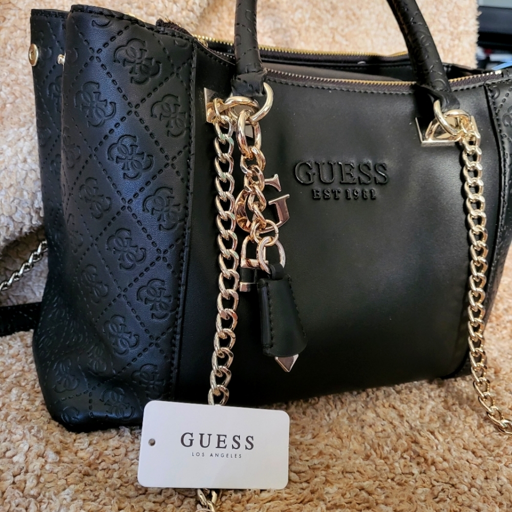 Holly Embossed Status Carryall